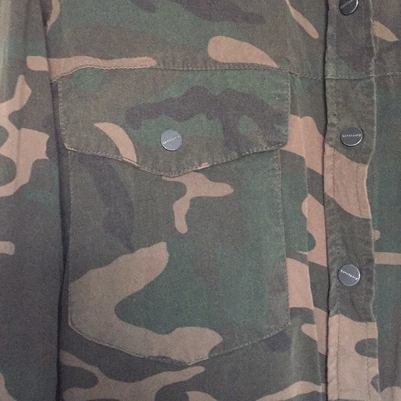 Camo Button Down - Picture 3 of 4